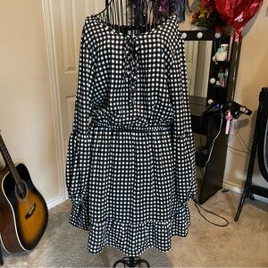C Black and White Checkered Long Sleeve Dress